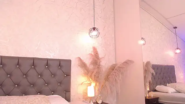 Sabriinaa Foxx online show from April 10, 2026, 1:16 pm