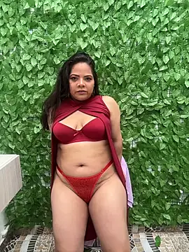 Snapshot of ROUSE_SINCLAIR chatting on February 19, 2026, 4:03 pm ROUSE SINCLAIR online show from February 19, 2026, 4:03 pm