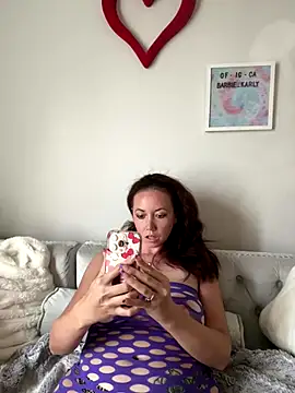 Snapshot of BarbieKarly chatting on September 23, 2025, 7:39 pm BarbieKarly online show from September 23, 2025, 7:39 pm