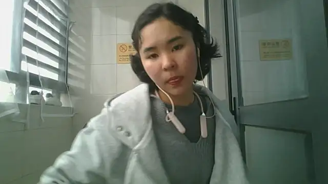 JennyCarpenter online show from January 17, 2026, 12:04 am