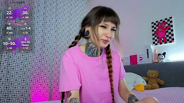 LilithPoison online show from March 19, 2026, 6:01 pm