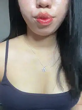 Snapshot of Rose-babyx chatting on May 17, 2026, 3:04 am Rose-babyx online show from May 17, 2026, 3:04 am