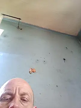 Jarektchurzewski online show from April 3, 2026, 4:49 pm