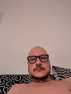 cruiserpup online show from February 23, 2026, 6:49 pm