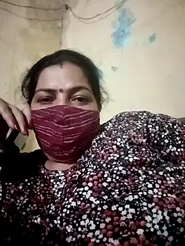 Love-890 online show from September 28, 2025, 2:44 pm