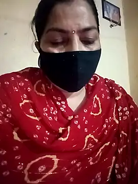 Love-890 online show from October 6, 2025, 7:00 pm