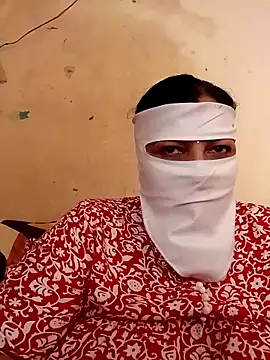 Love-890 online show from October 19, 2025, 6:03 am