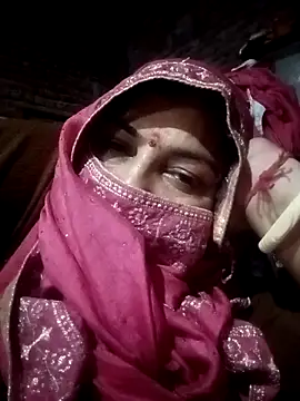 Love-890 online show from November 23, 2025, 4:29 pm