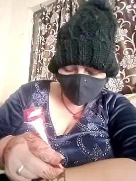 Love-890 online show from November 27, 2025, 8:05 am