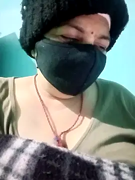 Love-890 online show from December 18, 2025, 3:01 am