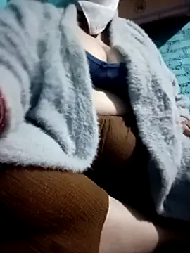 Love-890 online show from December 20, 2025, 6:31 am