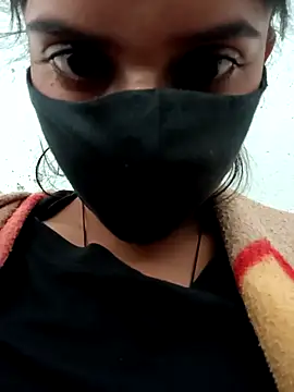 Aaisha-16 online show from November 17, 2025, 3:01 am