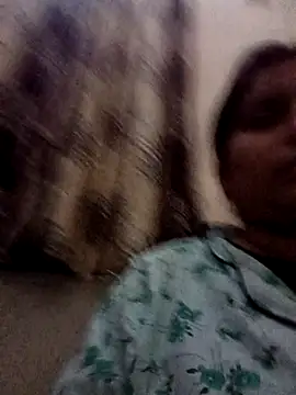 aliya-jaan71 online show from November 12, 2025, 4:57 am