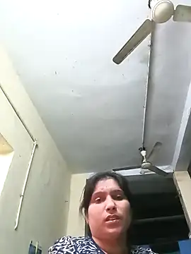 Snapshot of aliya-jaan71 chatting on February 7, 2026, 6:44 pm aliya-jaan71 online show from February 7, 2026, 6:44 pm