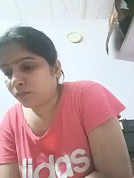 Snapshot of aliya-jaan71 chatting on June 2, 2026, 7:10 am aliya-jaan71 online show from June 2, 2026, 7:10 am