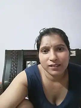 Snapshot of aliya-jaan71 chatting on August 3, 2026, 5:16 pm aliya-jaan71 online show from August 3, 2026, 5:16 pm