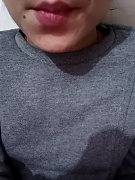 Snapshot of Miss_linaa chatting on November 20, 2025, 6:35 am Miss linaa online show from November 20, 2025, 6:35 am