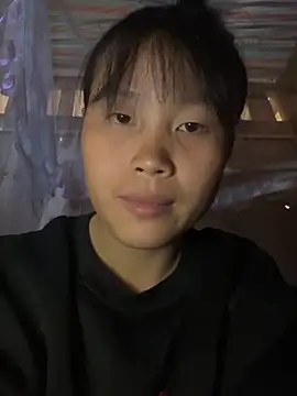 huong-18 online show from November 25, 2025, 2:44 am