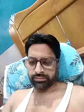 Snapshot of mohsin99272 chatting on October 10, 2025, 5:23 pm mohsin99272 online show from October 10, 2025, 5:23 pm