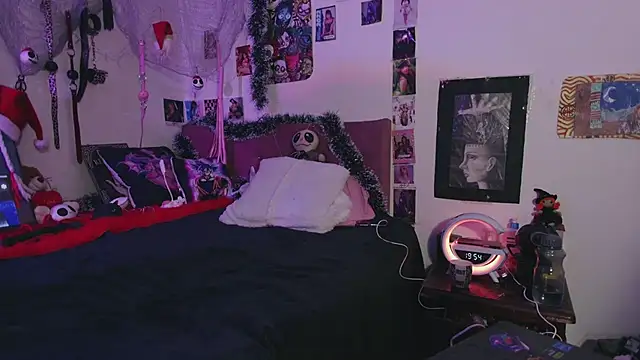 agathaaiko6 online show from January 6, 2026, 12:58 am