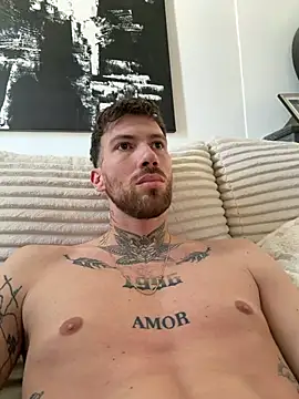 bobsex211 online show from April 27, 2026, 12:47 pm