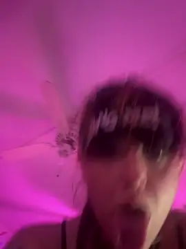 Snapshot of darnette_daisy chatting on December 18, 2025, 1:06 pm darnette daisy online show from December 18, 2025, 1:06 pm