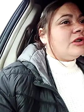 Snapshot of Flacara100 chatting on November 21, 2025, 8:57 am Flacara100 online show from November 21, 2025, 8:57 am