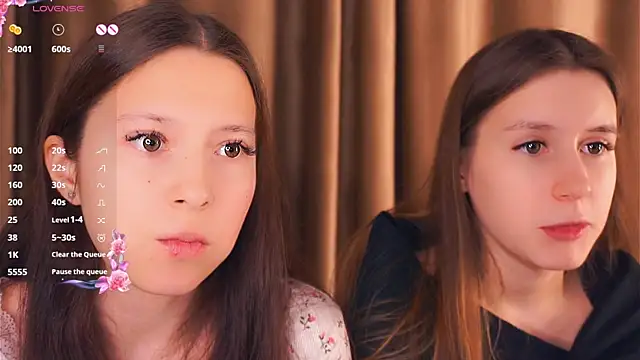 GabrielleLynchard online show from January 6, 2026, 9:29 pm