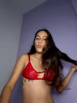 Amber Miiller2 online show from May 20, 2026, 9:32 pm