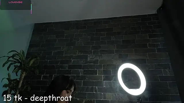 Jade pleasure  online show from March 25, 2026, 11:16 am