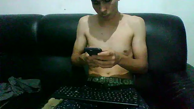 Snapshot of KingLamed chatting on October 14, 2025, 10:21 pm KingLamed online show from October 14, 2025, 10:21 pm