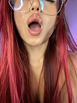 Abbi Gomez online show from May 10, 2026, 3:44 am