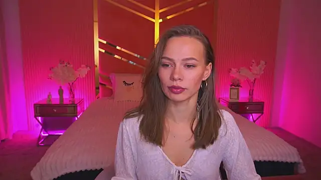 ShyySiren online show from October 26, 2025, 8:31 am