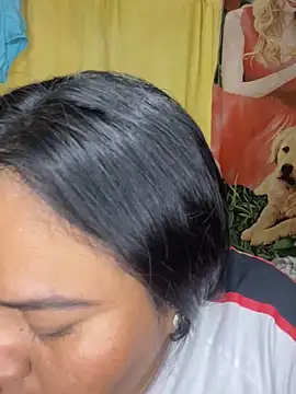 babyjuly19 online show from November 17, 2025, 11:43 pm