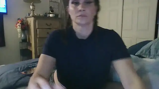 Snapshot of Ariasweetaspie chatting on March 25, 2026, 7:14 am Ariasweetaspie online show from March 25, 2026, 7:14 am