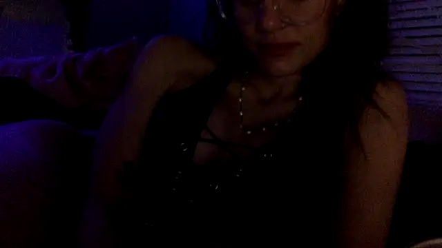 Texxaspearl online show from February 1, 2026, 12:59 pm