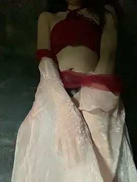 Snapshot of Bella_sexy98 chatting on November 18, 2025, 5:56 am Bella sexy98 online show from November 18, 2025, 5:56 am