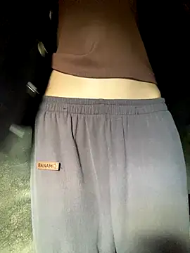 Snapshot of Bella_sexy98 chatting on November 20, 2025, 3:07 am Bella sexy98 online show from November 20, 2025, 3:07 am