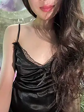Bella sexy98 online show from May 20, 2026, 6:08 am