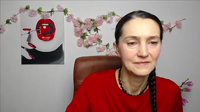 Snapshot of TayaFinch chatting on November 14, 2025, 1:21 pm TayaFinch online show from November 14, 2025, 1:21 pm