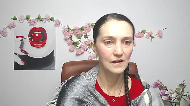 Snapshot of TayaFinch chatting on December 3, 2025, 1:09 pm TayaFinch online show from December 3, 2025, 1:09 pm