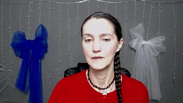 Snapshot of TayaFinch chatting on December 5, 2025, 7:17 am TayaFinch online show from December 5, 2025, 7:17 am