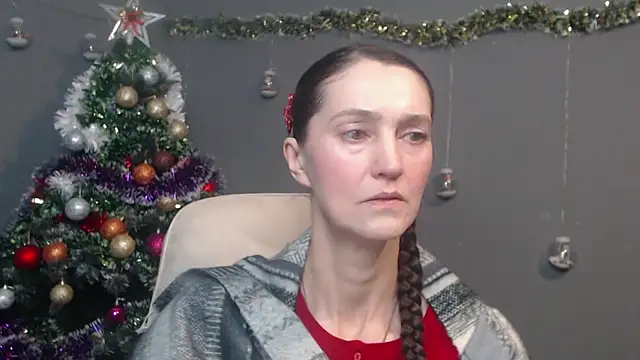 Snapshot of TayaFinch chatting on December 14, 2025, 1:16 pm TayaFinch online show from December 14, 2025, 1:16 pm