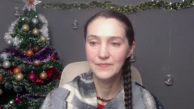 Snapshot of TayaFinch chatting on December 18, 2025, 1:17 pm TayaFinch online show from December 18, 2025, 1:17 pm