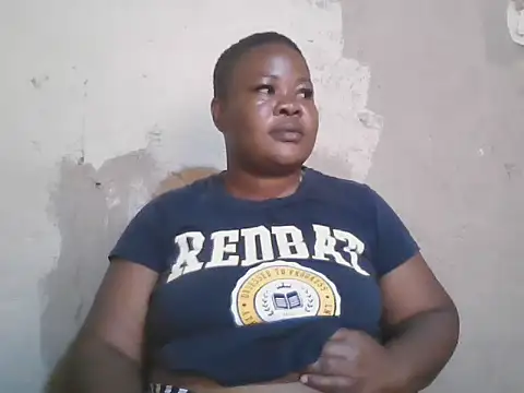 Snapshot of Bustyass93 chatting on May 23, 2026, 9:13 am Bustyass93 online show from May 23, 2026, 9:13 am