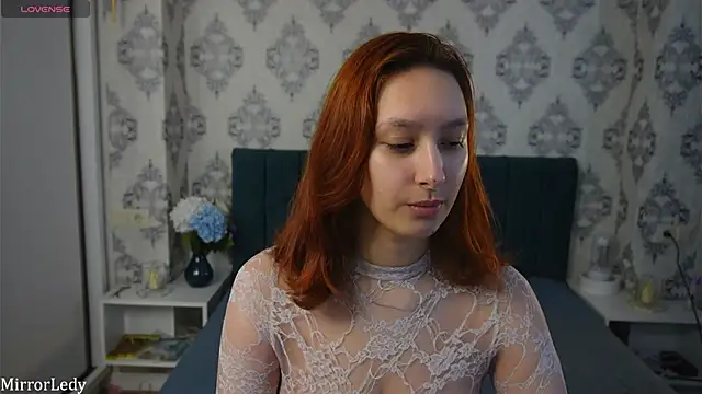 Snapshot of LilyannRosse chatting on April 24, 2026, 7:11 am LilyannRosse online show from April 24, 2026, 7:11 am
