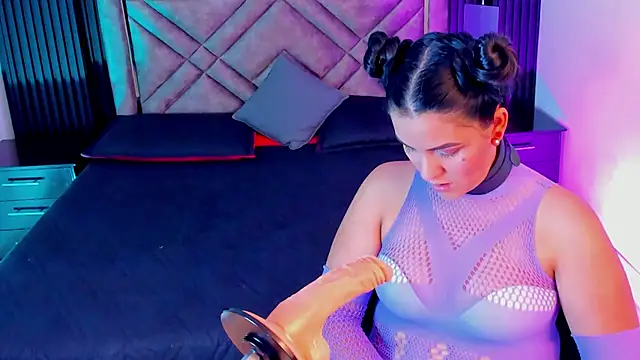 Daniwhatson online show from October 10, 2025, 12:20 am