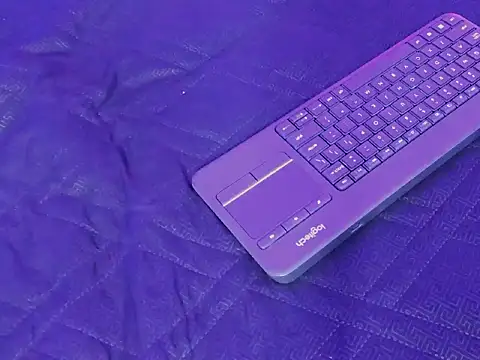 Daniwhatson online show from October 16, 2025, 12:33 am