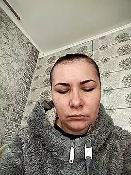 Snapshot of Mia24Blove chatting on October 12, 2025, 9:30 am Mia24Blove online show from October 12, 2025, 9:30 am