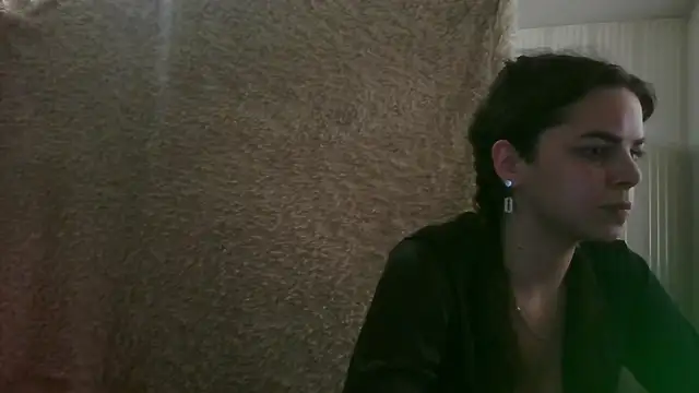 Snapshot of EthelsLover chatting on April 16, 2026, 10:38 am EthelsLover online show from April 16, 2026, 10:38 am